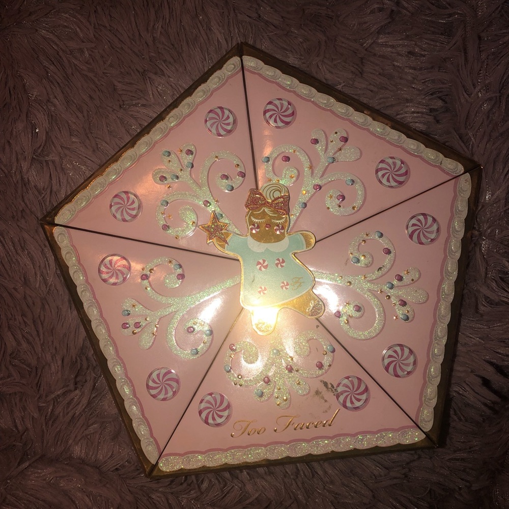 Too Faced Christmas Pallet